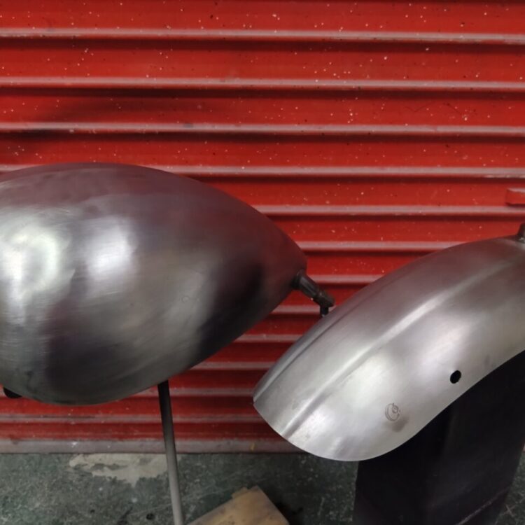 スポーツスターのサムネイル画像