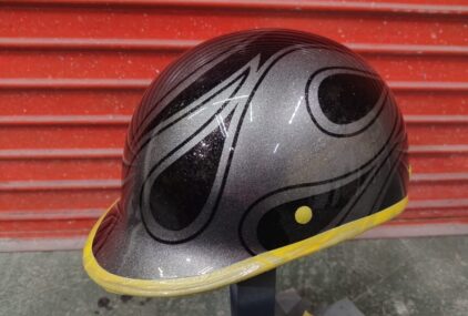 ジョッキーヘルメットのサムネイル画像