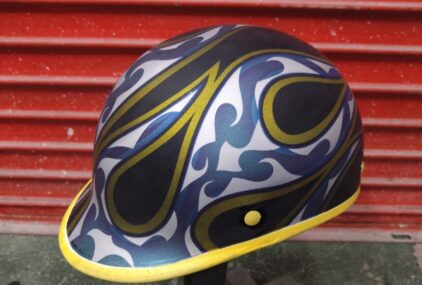 ジョッキーヘルメットのサムネイル画像