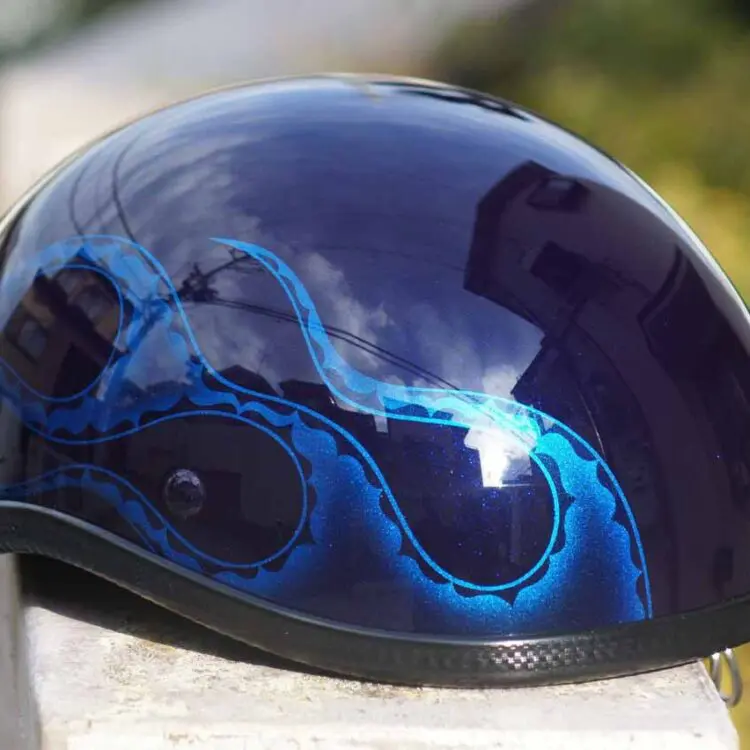 ducktail-helmet-blue-flames-01