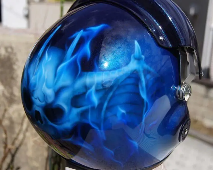 pilot-helmet-02-750x599.jpg.webp