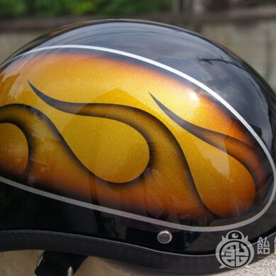 H-102　ダックテールヘルメット 【左右非対称フレイムス】のサムネイル画像