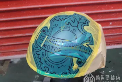 ジョッキーヘルメット【フレイムスとオークリーフ】のサムネイル画像