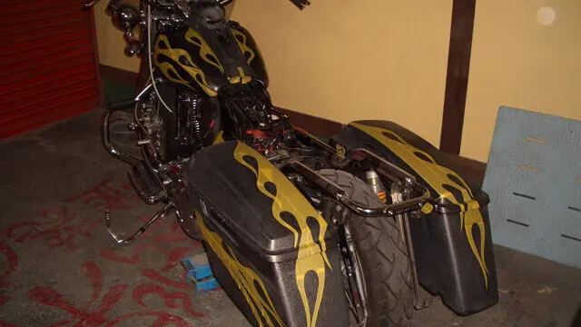 ハーレー 07FLHX【ゴーストフレイムス】のサムネイル