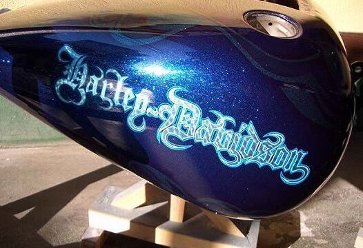 ハーレー 05FXDWG【ブルーグラフィック】のサムネイル