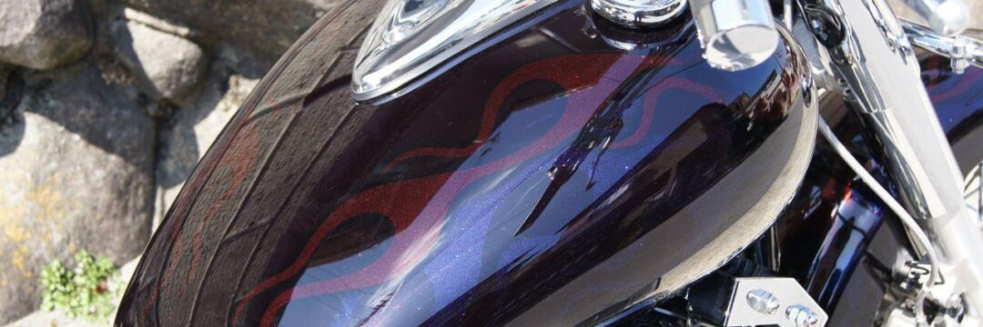 ヤマハ ドラッグスタークラシック【2カラーフレイムス】のサムネイル