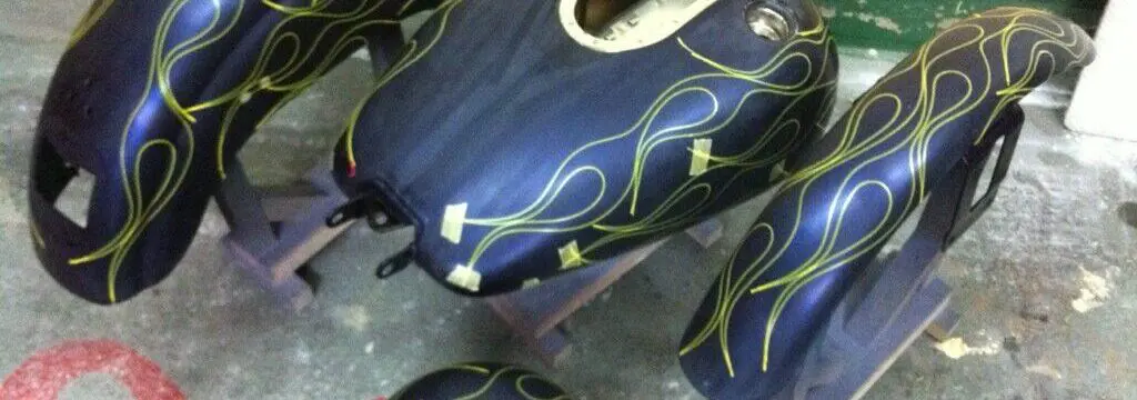 ハーレー 04FXDL【ゴーストフレイムス】のサムネイル