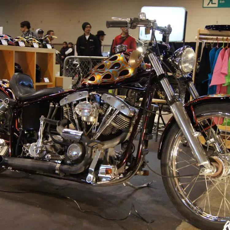 Harley-Davidson-FLT-07-750x750