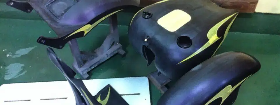 ハーレー FLST【ホワイト&ラップパープル】のサムネイル