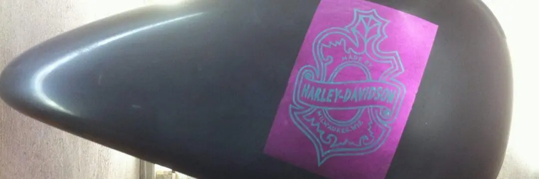 ハーレー ファットボーイ タンク【パープル オークリーフ】のサムネイル