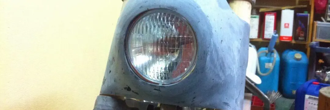 カワサキ エストレヤ【カウルチョッパー】のサムネイル