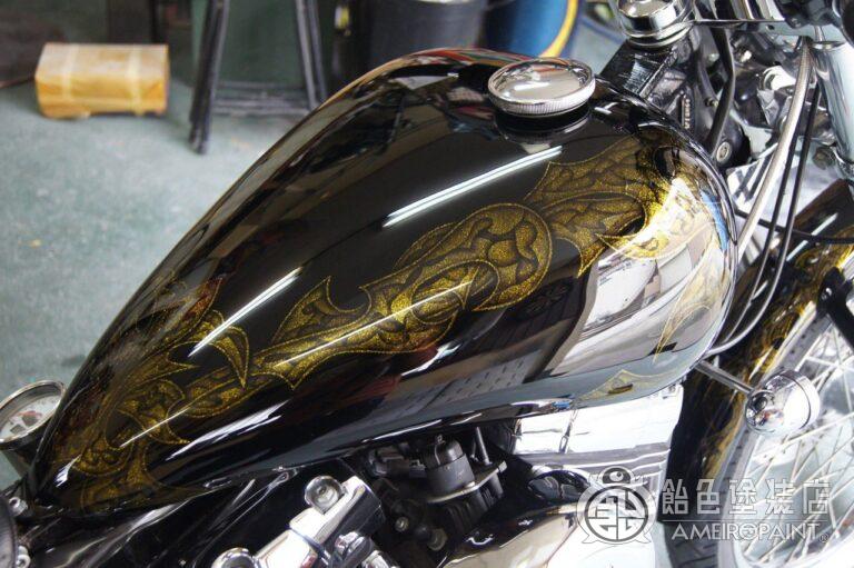 M-067  H-D 08FXSTC [Gold-Graphics]