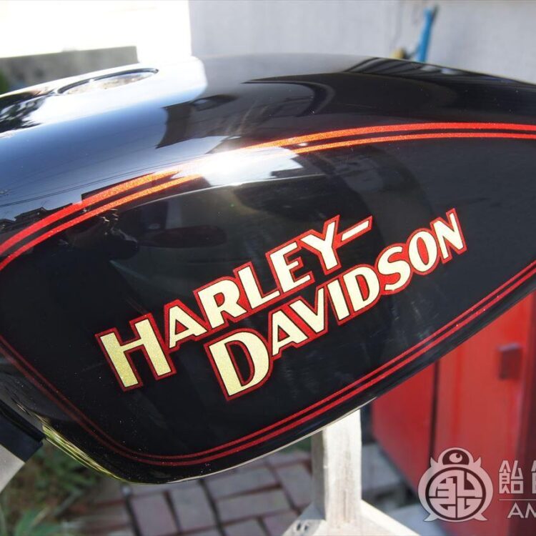 M-075  H-D SportSter Tank [AMF-Style Harley logo]のサムネイル画像