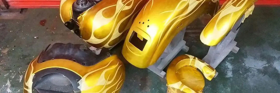 ハーレー 02FXDX【ゴールドフレイムス】のサムネイル