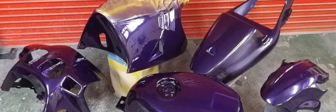 ホンダ NSR250【パールパープル】のサムネイル