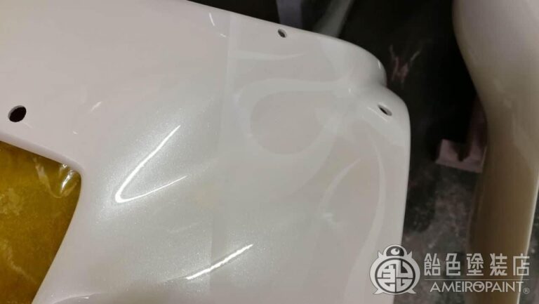 カスタムペイント工程　ホンダ NSR50 【ホワイト＆ブルーラップ】