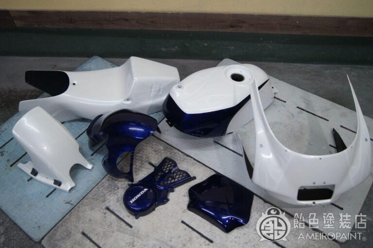 M-114  HONDA NSR50 [White & Blue Wrap]