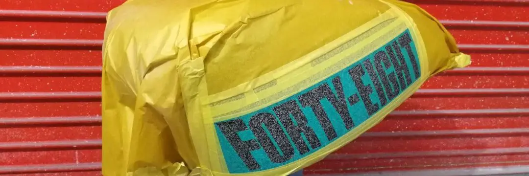 ハーレー FORTY-EIGHTタンク【ブレンドフレーク】のサムネイル