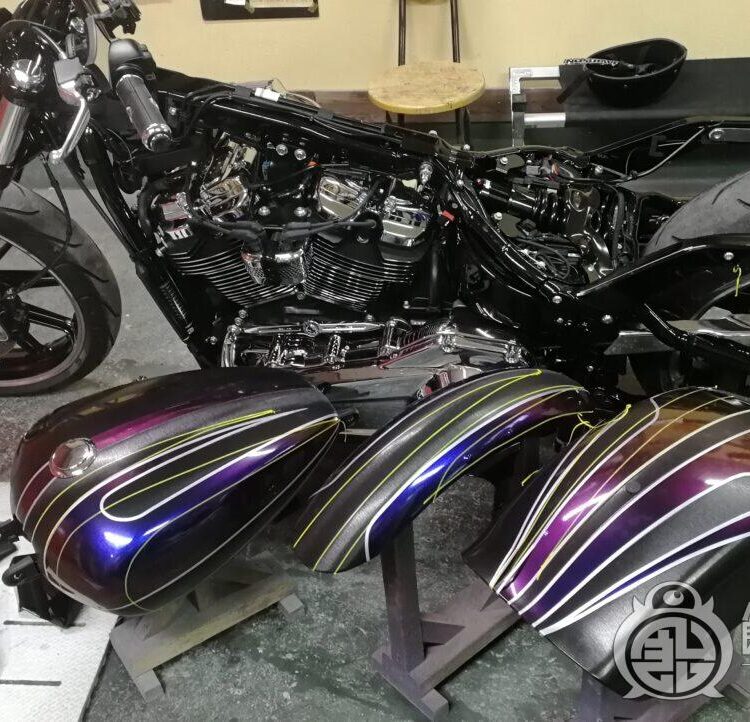 ハーレー 21FXSB【ゴーストグラフィック】のサムネイル画像