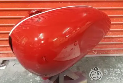 トライアンフ TR6C タンク【マットレッド】のサムネイル画像