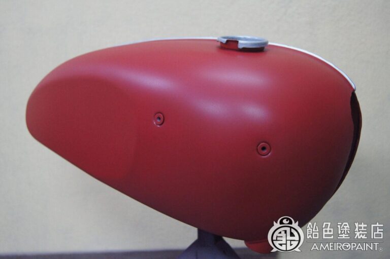 M-145  TRIUMPH TR6C Tank [Matte Red]