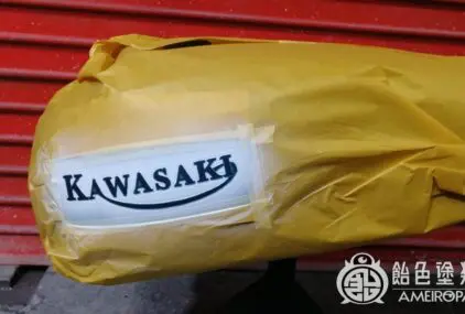 カワサキ W650 タンク【ソリッド ネイビーブルー】のサムネイル画像