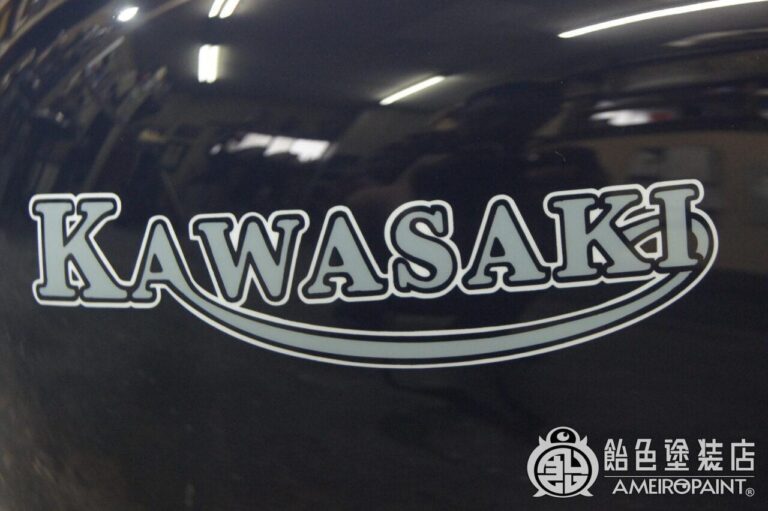 KAWASAKI W650 bike paint