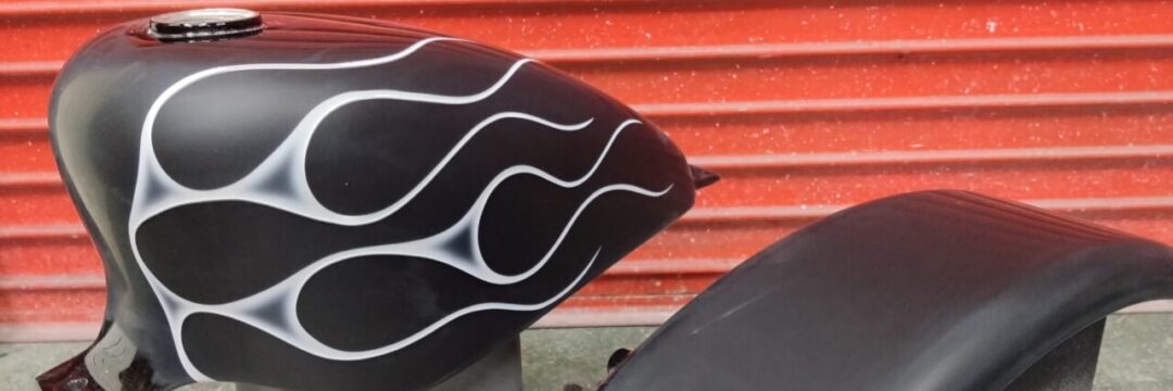 ヤマハ ドラッグスター【細フレイムス】のサムネイル