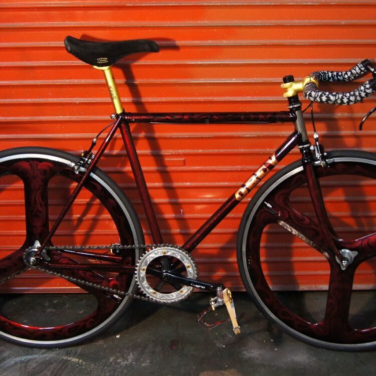 自転車 PIST-BIKE【クリスタル グラフィック】のサムネイル画像