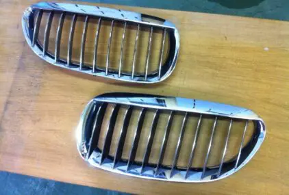 BMW グリル【メッキ オン カラークリアー】のサムネイル画像