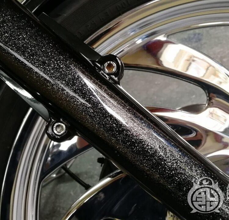 ハーレー 08FXSTC フロントフォーク【ロスフレーク】のサムネイル画像