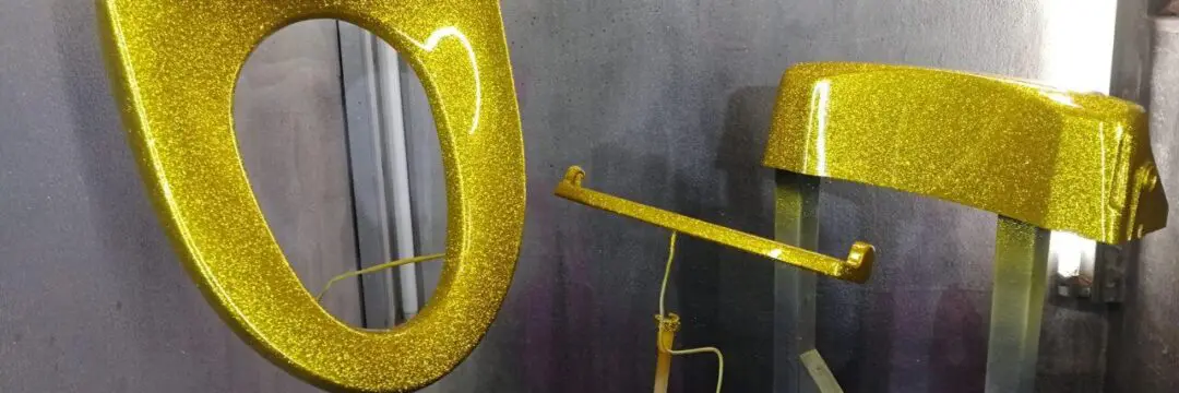 LIXIL 暖房便座【ギラギラフレーク仕様】のサムネイル