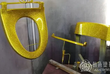 LIXIL 暖房便座【ギラギラフレーク仕様】のサムネイル画像