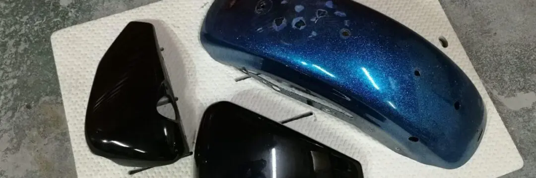 ハーレー XL1200V リアフェンダー＆サイドカバー【ハードキャンディカスタム】のサムネイル