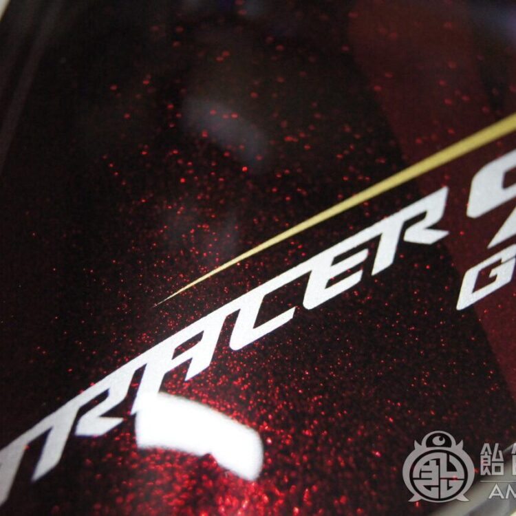 ヤマハ TRACER9 バッグアクセサリー【MTロゴと赤い奴】のサムネイル画像