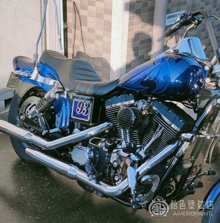 組み付け画像　バイクのイメージをより引き立てるワンポイントになりました