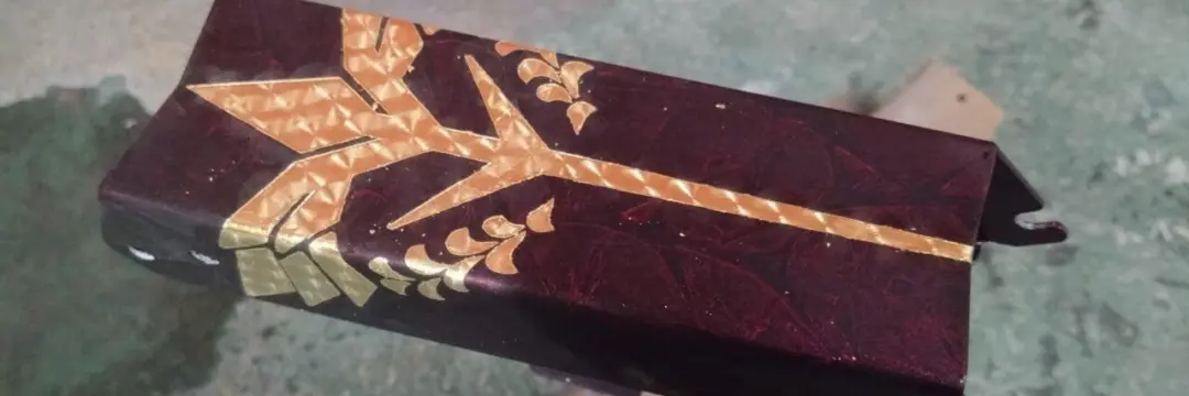 ヤマハ TRACER9 ナンバーステー【ゴールドリーフロゴ】のサムネイル