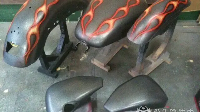 ハーレー 08XL1200R【ブルーフレイムス】のサムネイル