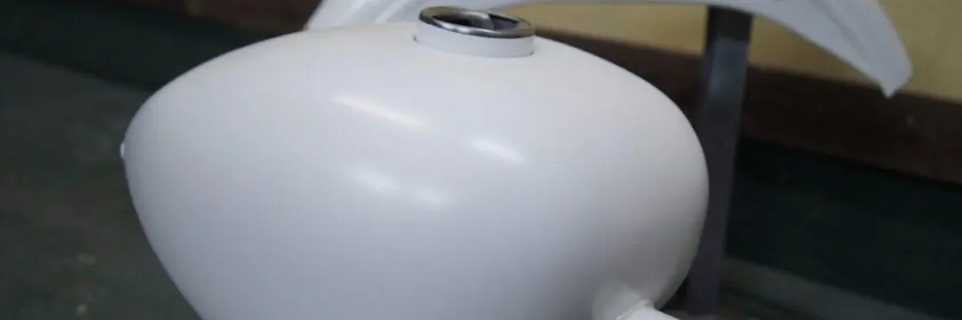 ハーレー【ソリッドホワイト】のサムネイル