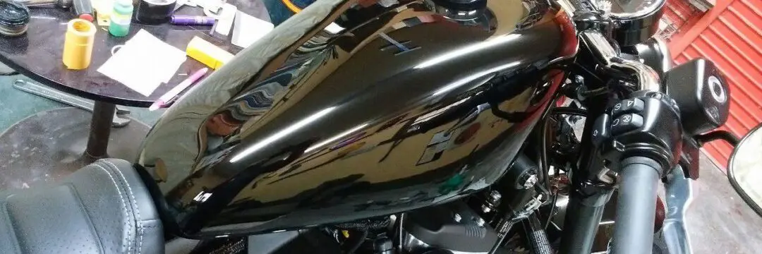 ハーレー ロードスター【ソリッドブラック】のサムネイル