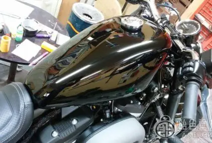 ハーレー ロードスター【ソリッドブラック】のサムネイル画像