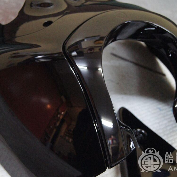 ハーレー FXR カウル&サイドカバー【ソリッドブラック】のサムネイル画像