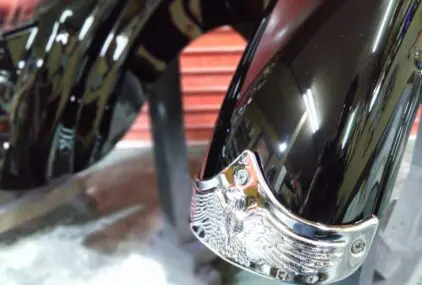 ハーレー FXR【ソリッドブラック】のサムネイル画像