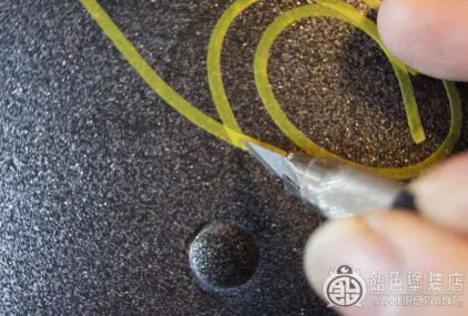 ラインテープの曲げる手順のサムネイル画像