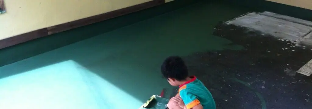 ペンキ塗りのサムネイル