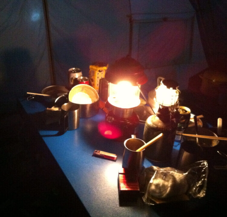 ゴールデンウィーク後半、キャンプ・動物・温泉・くいだおれのサムネイル画像